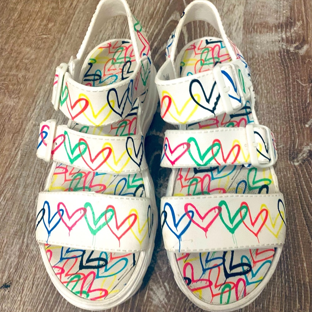 Colorful Heart sketchers sz 8 great condition Velcro sandals